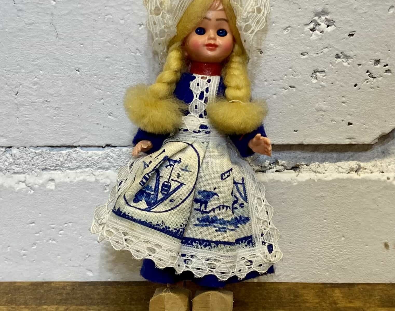 18213